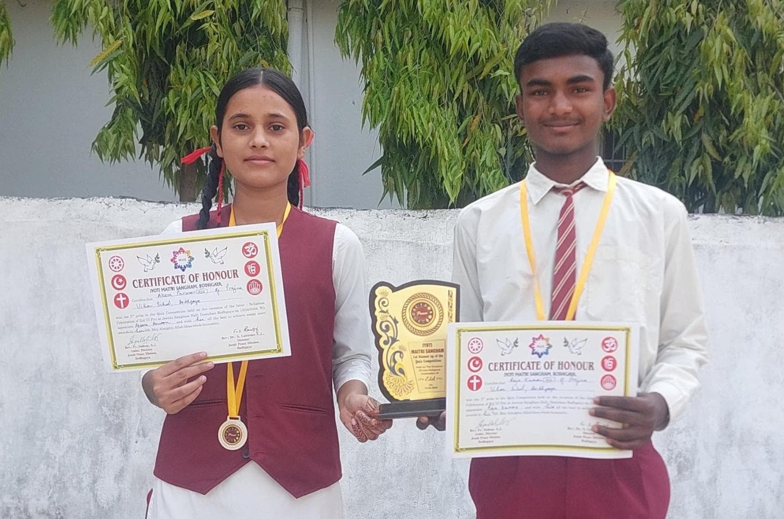 Students Receive Awards